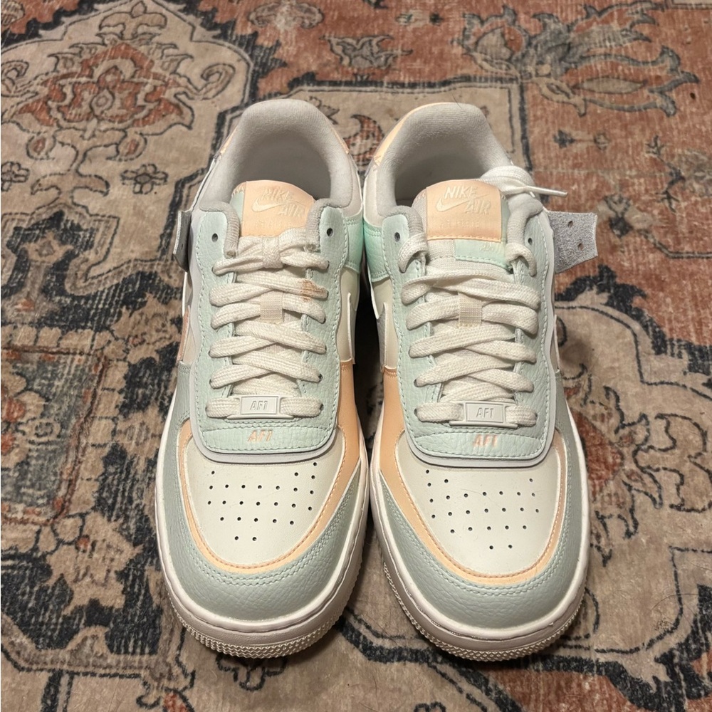 Nike Air Force 1 in Mint Green and Soft Peach